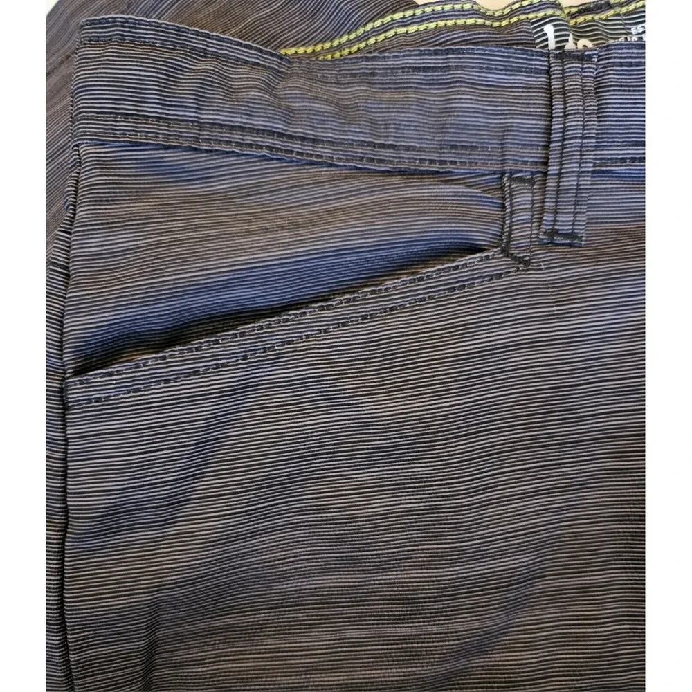 Lee  Swim Trunks Boys Size 18 Charcoal Striped Shorts Adjustable Waist (30x12.5)
